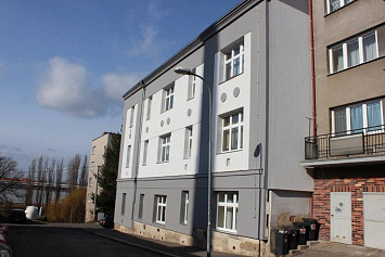 ZATEPLENÍ FASÁDY A VÝMĚNA OKEN BYTOVÝ DŮM ŽIVNOSTENSKÁ 21, PLZEŇ