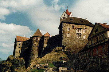 MĚSTO LOKET – REKONSTRUKCE SOUBORU HISTORICKÝCH OBJEKTŮ