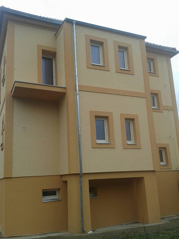Žižkova 37, Plzeň, 2013- kompletní rekonstrukce, včetně zateplení fasády