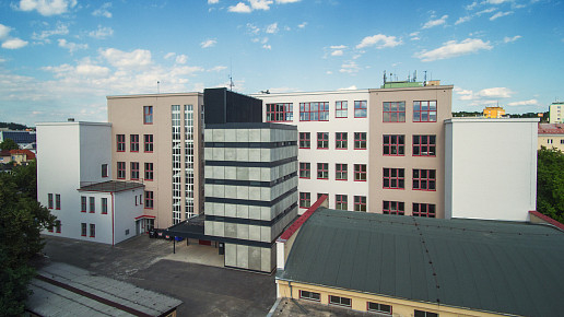 Gymnázium Luďka Pika, Opavská, Plzeň, 3/6 2020